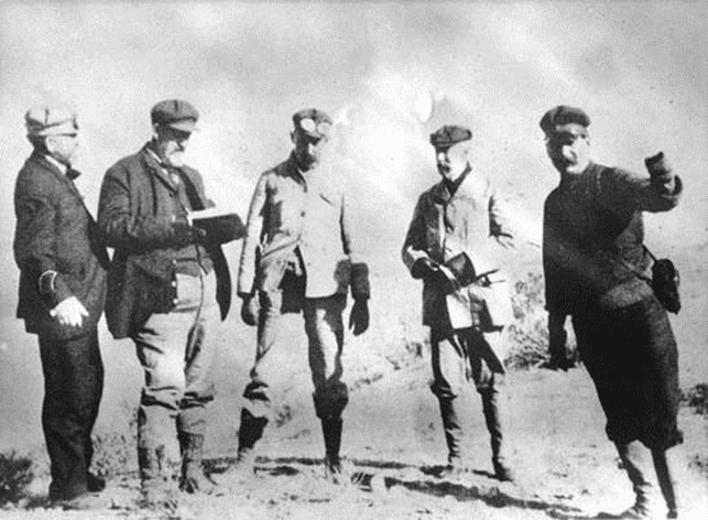 (1906)* - The independent Board of Engineers appointed to review Mulhollandโs scheme for the Los Angeles Aqueduct in the Owens Valley. From left, John R. Freeman, James D. Schuyler, Joseph P. Lippincott, Frederick P. Stearns, and William Mulholland.