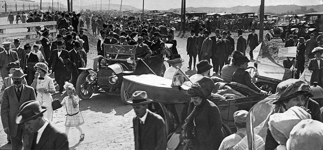 (November 5, 1913)*^ - Crowds arrive for the historical opening ceremony of the Los Angeles Aqueduct. They came by Southern Pacific trains ($1 roundtrip from the Los Angeles terminal), in automobiles, wagons and buggies โ and also on horseback.